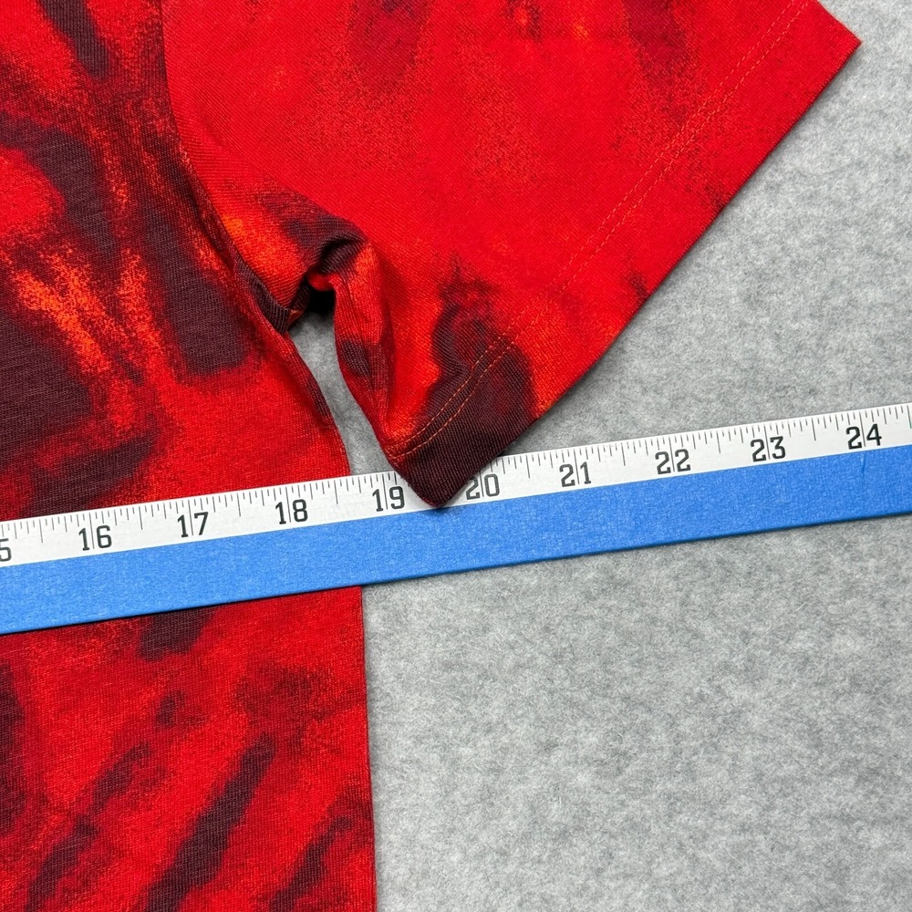 Nike Sportswear Shirt Mens Small Red Tie Dye Skull Skeleton Basketball DR9763 - Picture 9 of 10